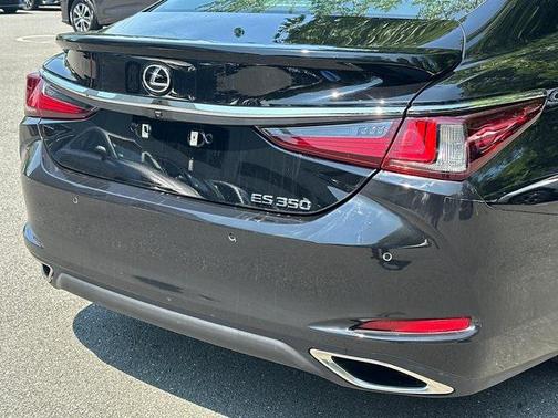 2022 Lexus ES 350 Base