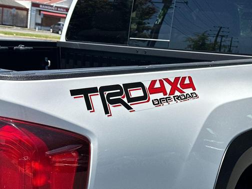 Super White 2019 Toyota Tacoma TRD Off Road