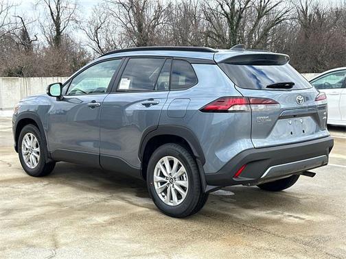 2026 Toyota Corolla Cross LE