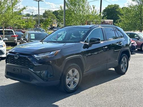 2024 Toyota RAV4 Hybrid XLE