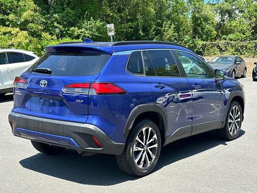 Blue Crush Metallic 2024 Toyota Corolla Cross XLE