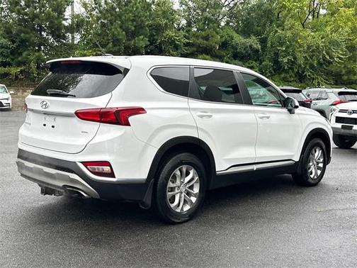 2019 Hyundai SANTA FE SE 2.4