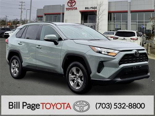2022 Toyota RAV4 XLE