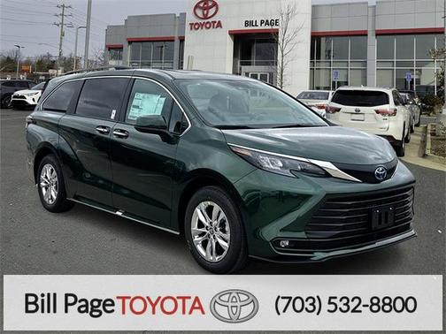 2025 Toyota Sienna XLE