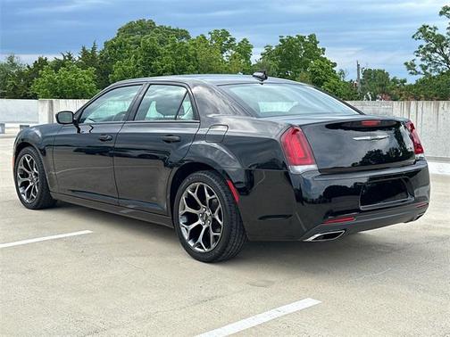 2018 Chrysler 300 Touring