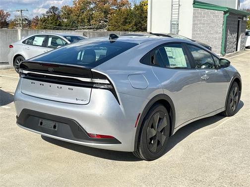 2026 Toyota Prius Plug-In Hybrid SE