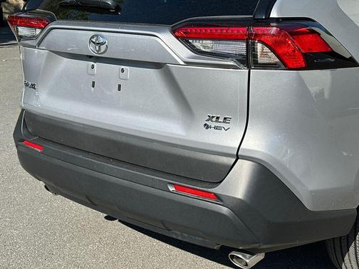 Silver Sky Metallic 2025 Toyota RAV4 Hybrid XLE