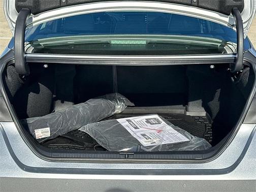 2022 Toyota Avalon Hybrid Limited