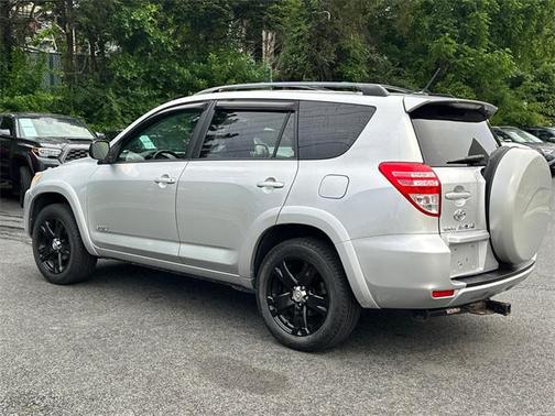 2009 Toyota RAV4 Sport