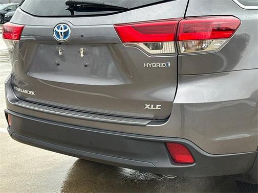 2019 Toyota Highlander Hybrid XLE