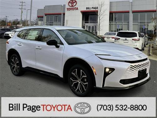 2025 Toyota Crown Signia XLE