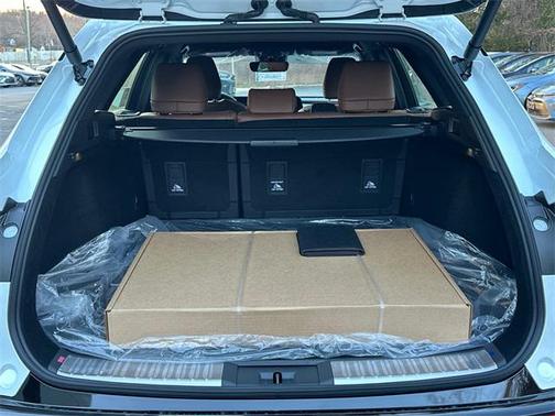 2025 Toyota Crown Signia XLE