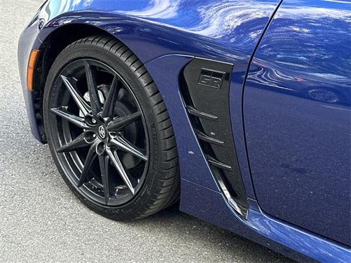 2023 Toyota GR86 Premium