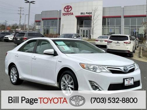 Photo 1 of 29 of 2014 Toyota Camry Hybrid XLE