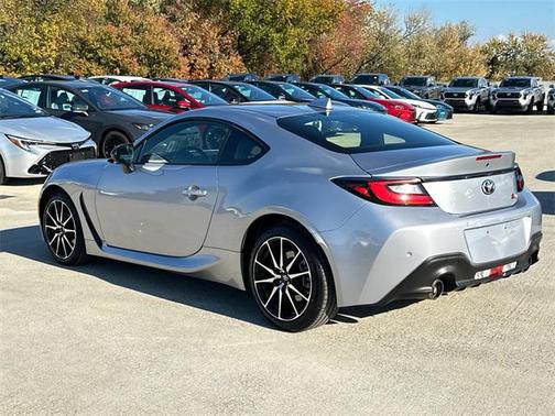 2024 Toyota GR86 Base