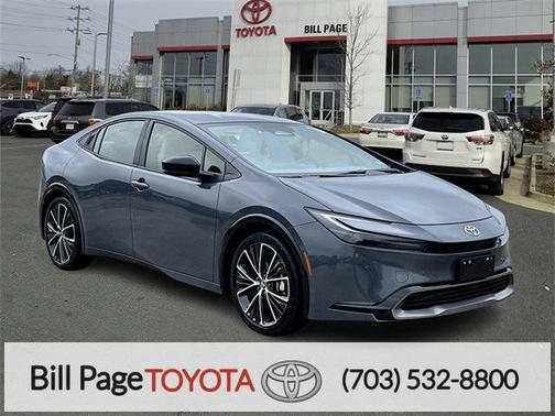 2025 Toyota Prius XLE