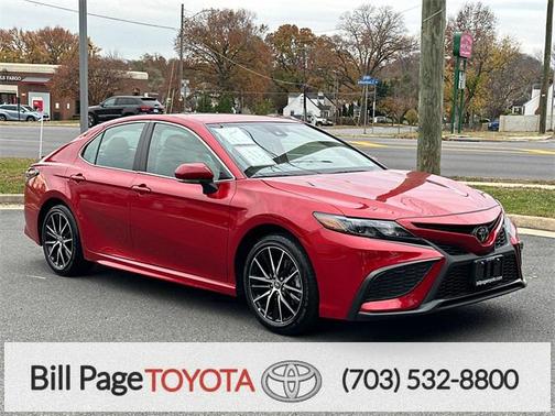 2024 Toyota Camry SE