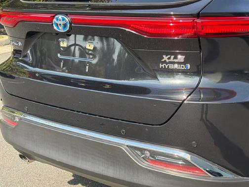 Celestial Black 2022 Toyota Venza XLE