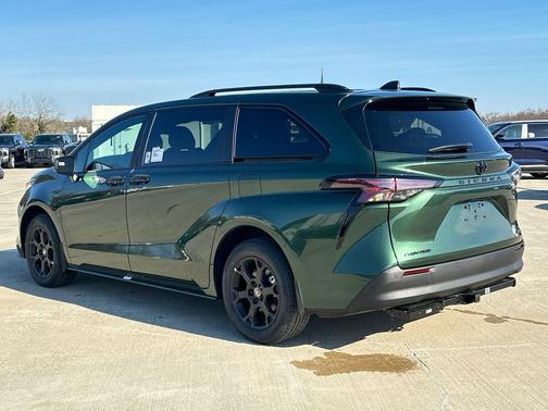 Cypress 2026 Toyota Sienna Woodland Edition