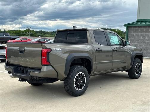2025 Toyota Tacoma TRD Off-Road