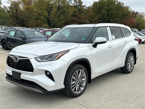 2026 Toyota Highlander Hybrid Platinum