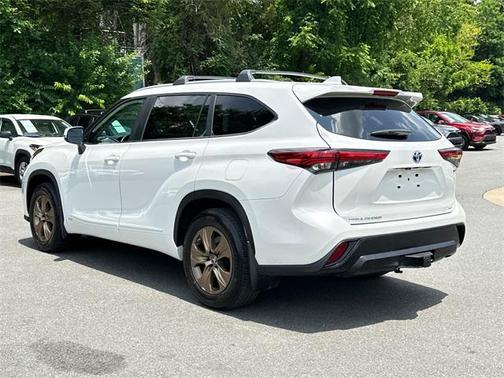 2023 Toyota Highlander Hybrid XLE