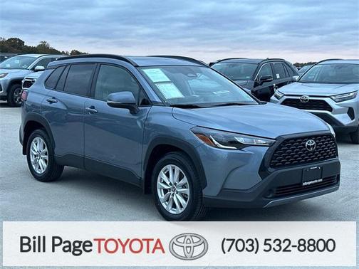 2024 Toyota Corolla Cross LE