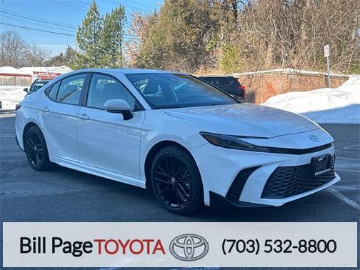 2025 Toyota Camry SE