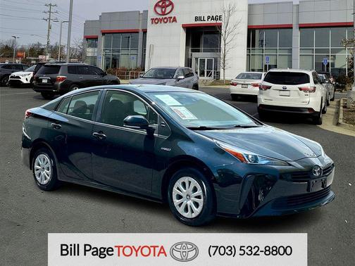 2022 Toyota Prius LE