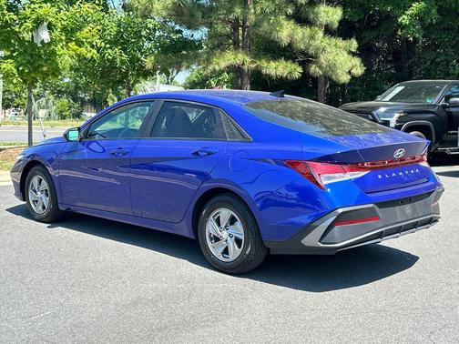Intense Blue 2024 Hyundai ELANTRA SE