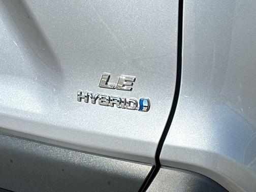2023 Toyota RAV4 Hybrid LE
