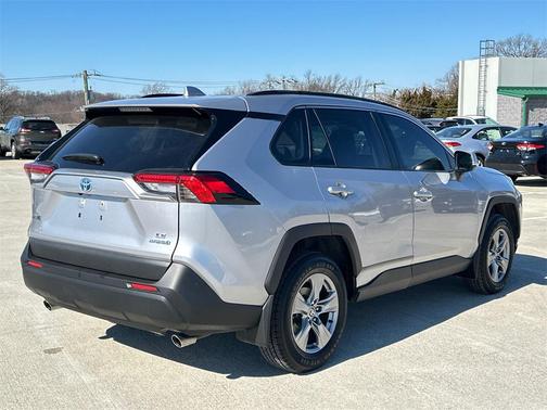 2023 Toyota RAV4 Hybrid LE