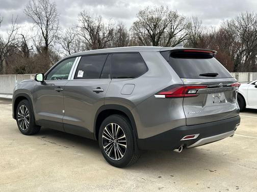 2026 Toyota Grand Highlander Hybrid Platinum MAX