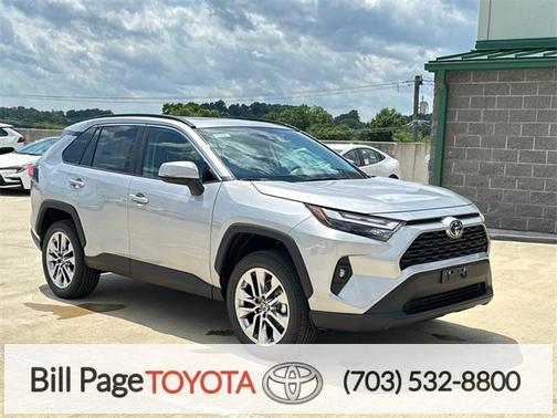 2025 Toyota RAV4 XLE Premium