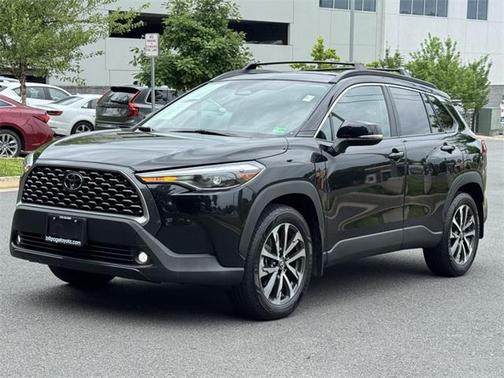 2024 Toyota Corolla Cross XLE