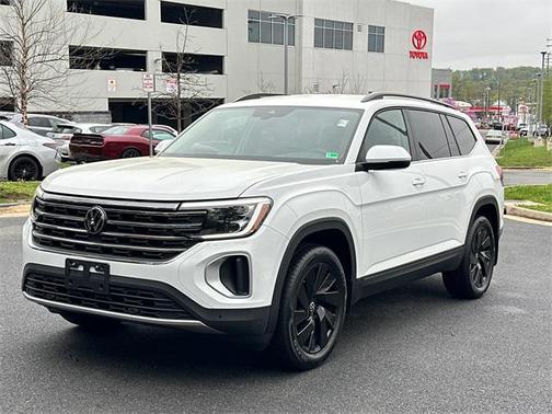 2024 Volkswagen Atlas 2.0T SE w/Technology 4MOTION