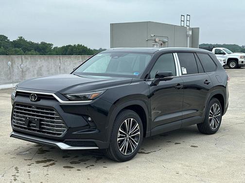 Midnight Black 2026 Toyota Grand Highlander Hybrid Platinum MAX