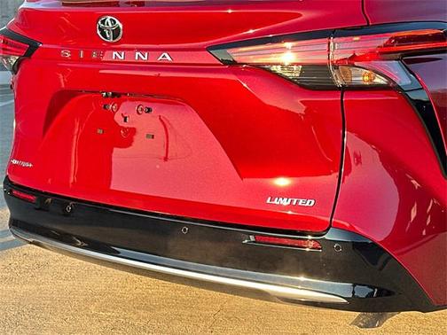2026 Toyota Sienna Limited