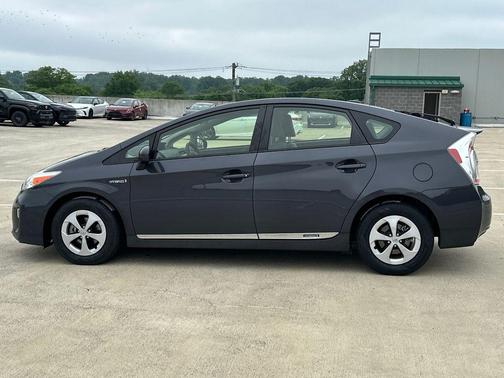 Winter Gray Metallic 2013 Toyota Prius Three