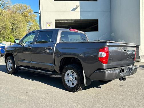 Magnetic Gray Metallic 2021 Toyota Tundra SR5