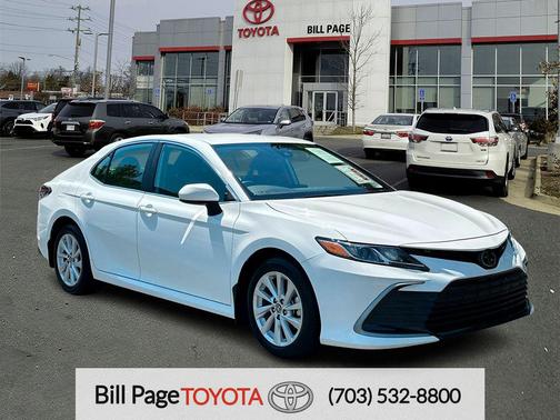 Ice Cap 2024 Toyota Camry LE