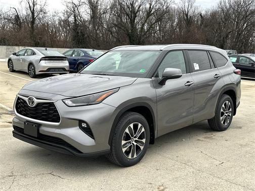 2026 Toyota Highlander XLE