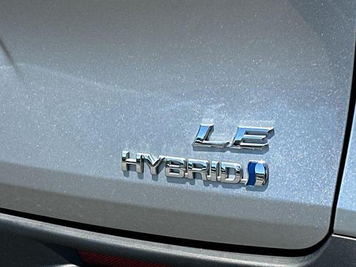 Celestial Silver Metallic 2022 Toyota Sienna LE