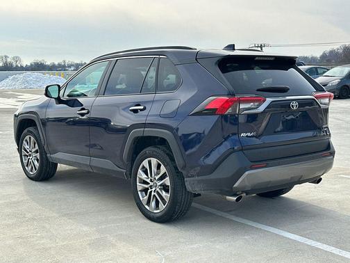 2020 Toyota RAV4 Limited