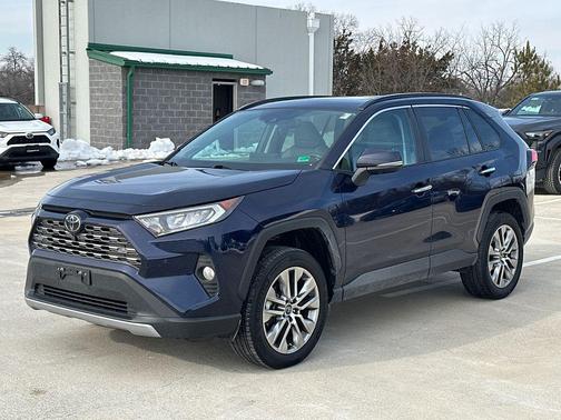 2020 Toyota RAV4 Limited