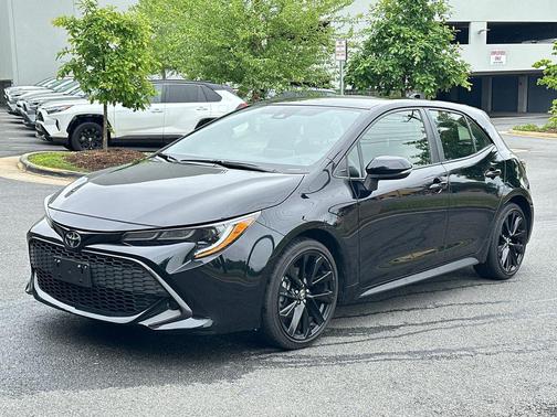 Midnight Black Metallic 2020 Toyota Corolla SE
