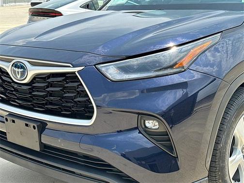 2021 Toyota Highlander Hybrid LE