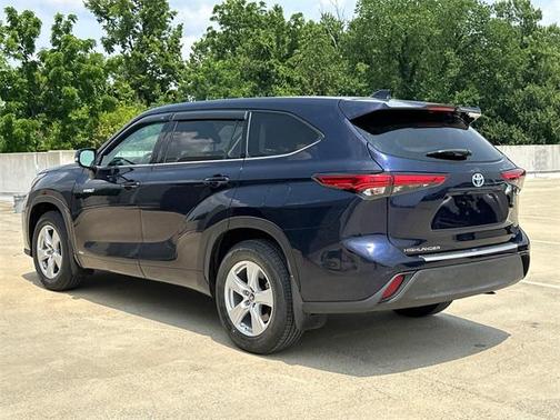 2021 Toyota Highlander Hybrid LE