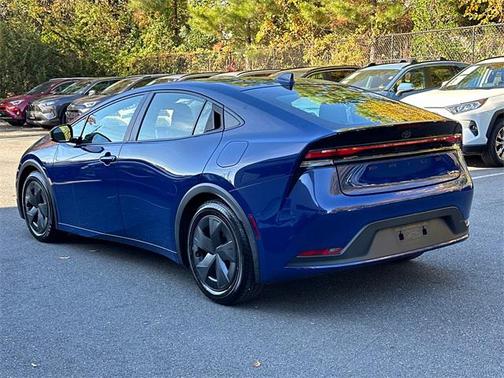 2023 Toyota Prius LE
