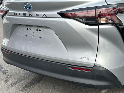 2025 Toyota Sienna XLE